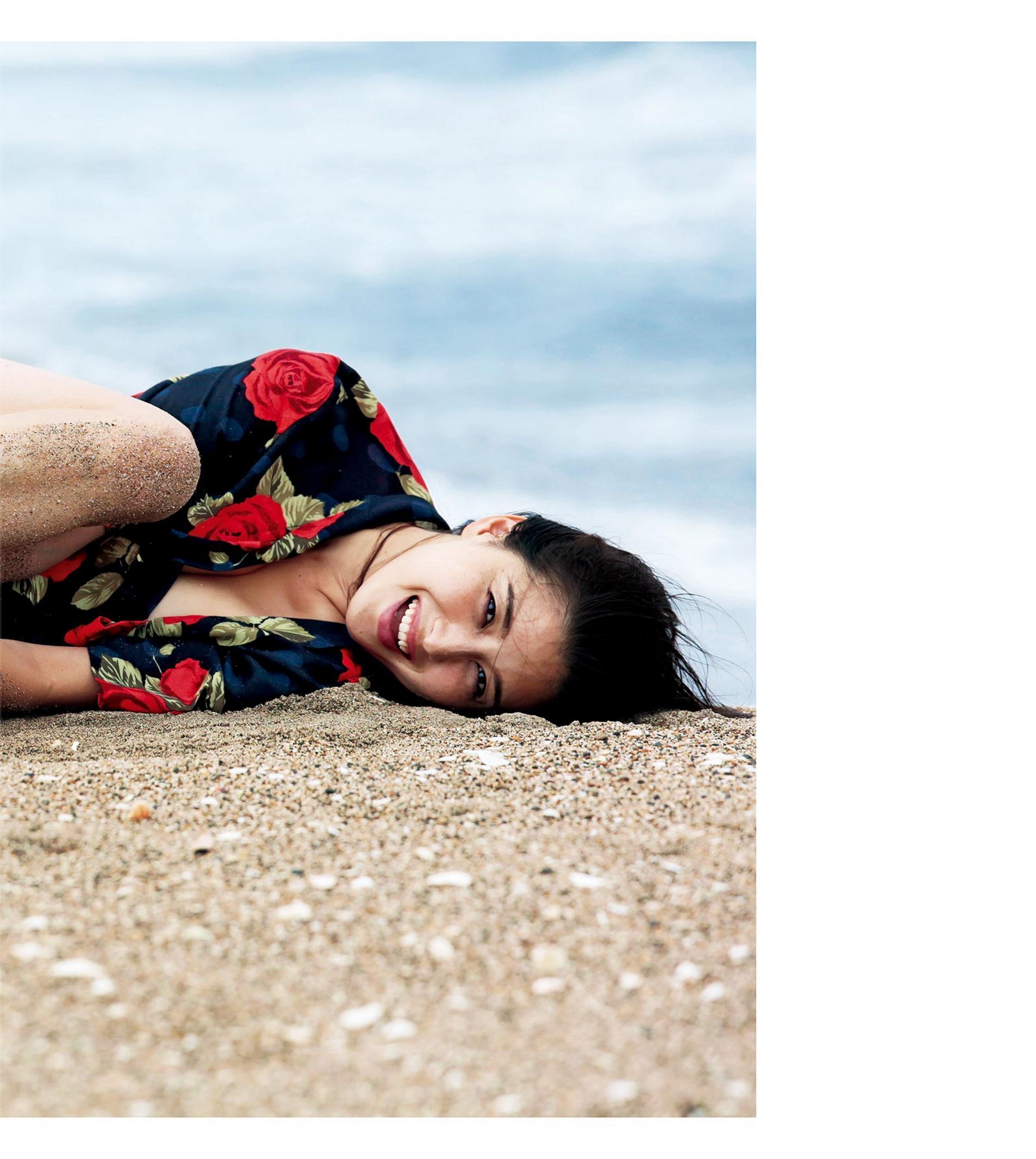 橋本マナミ写真集 『MANAMI BY KISHIN』(2014.12.08)